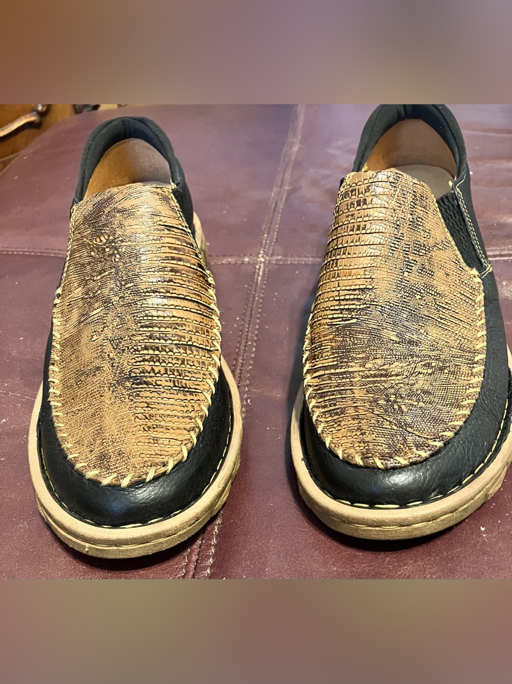 Tony Lama Women’s Textured Brown and Black Slip-On Loafers size 9